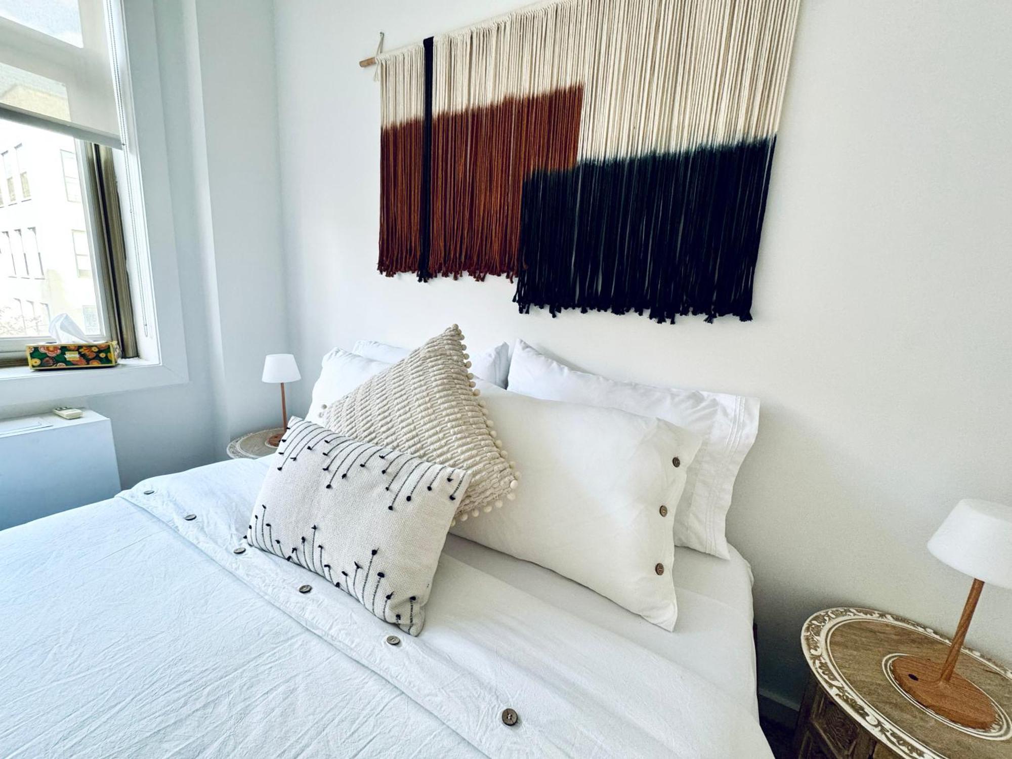 Stunning 3 Bedrooms * New York