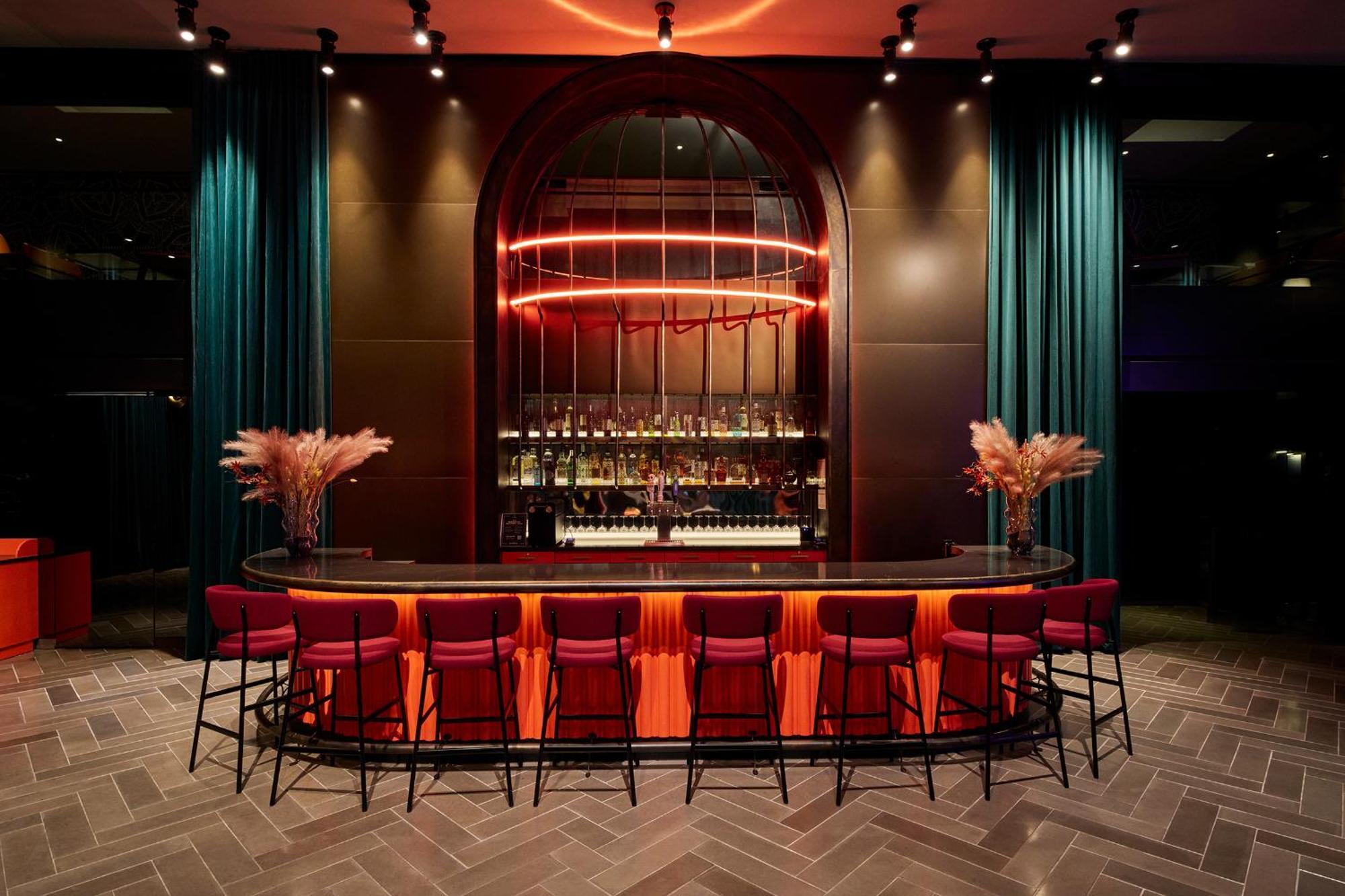 Paramount Times Square Hotel