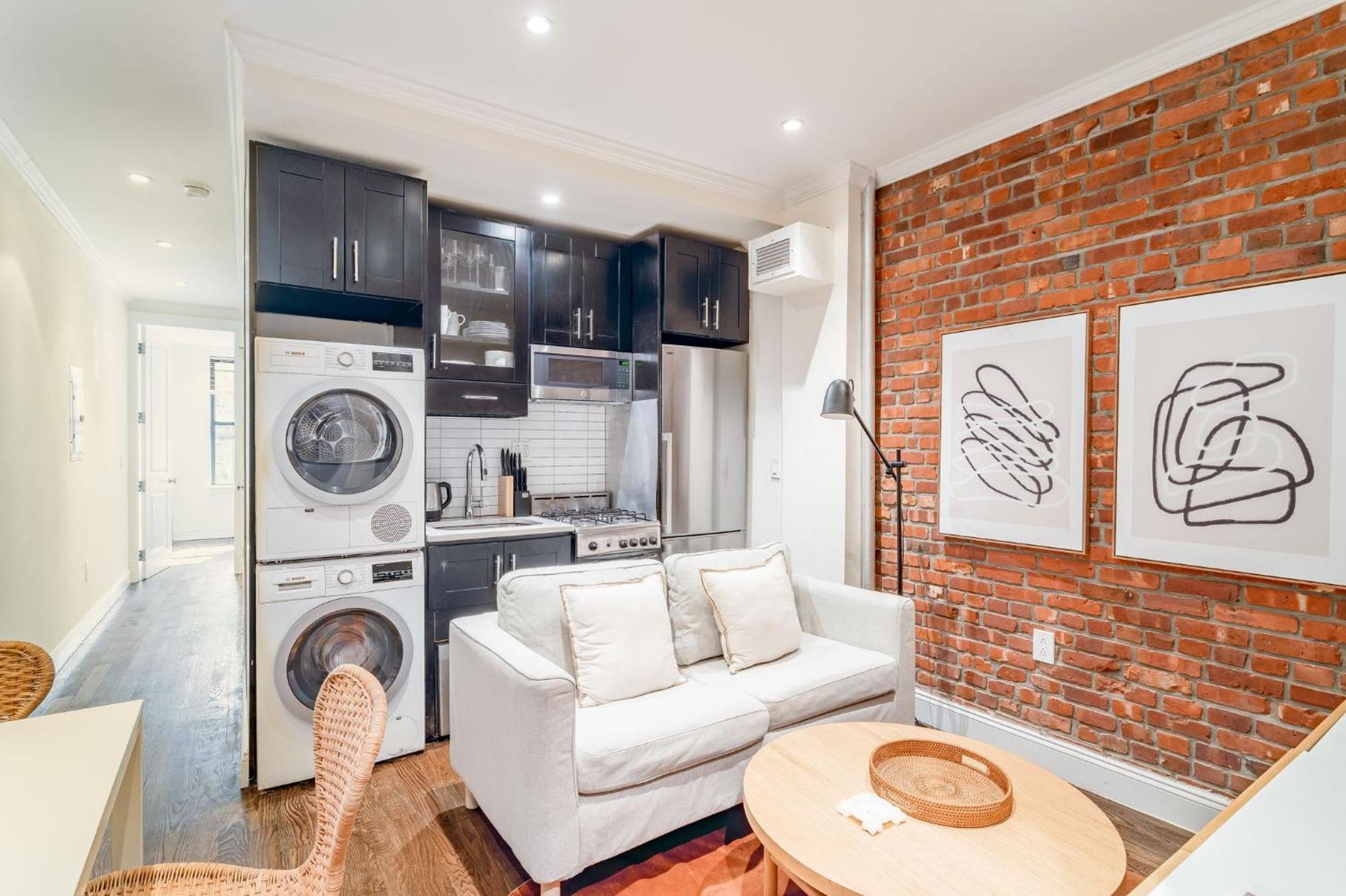 Modern And Charming 3br 1ba Steps From Park *