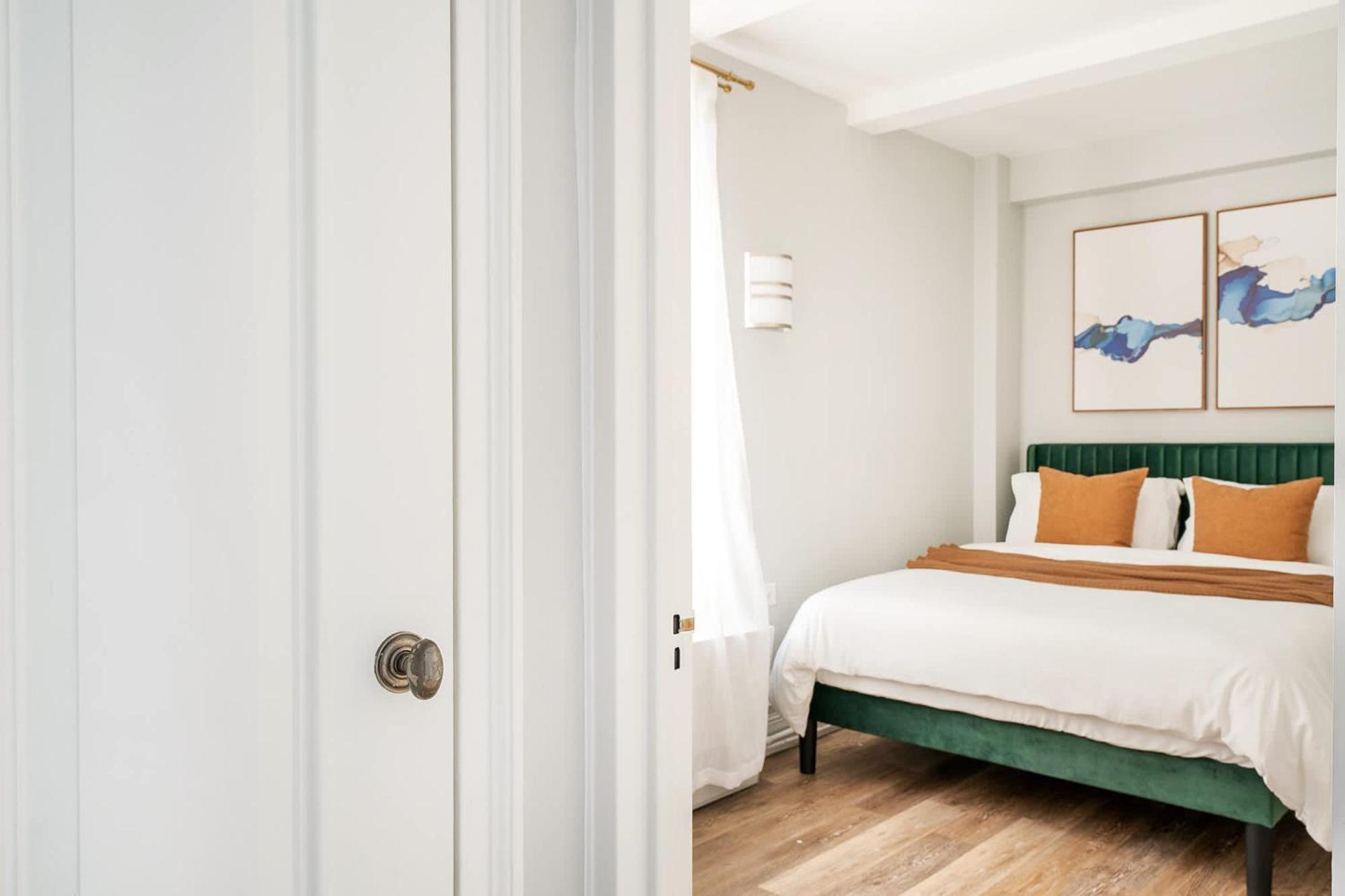73-608 New 1br 1bth Uws Doorman Gym Apartment *