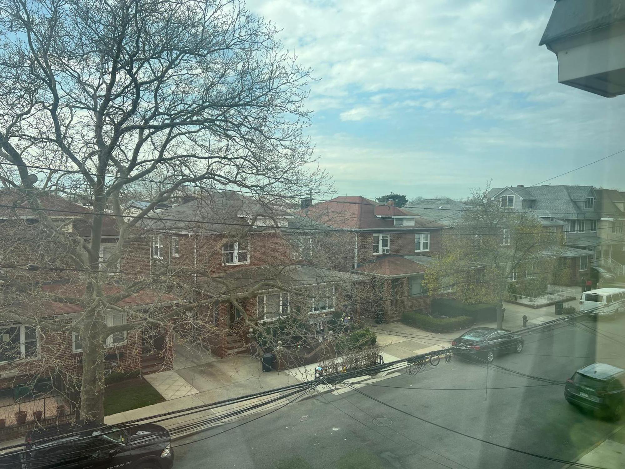 Homestay Comfort Stay In Brooklyn - Shared With A Host House Spaces