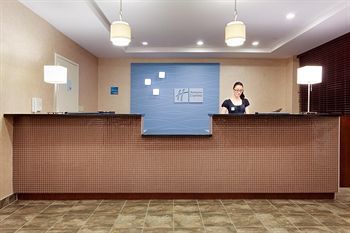 Holiday Express Staten Island West, An Ihg 3*