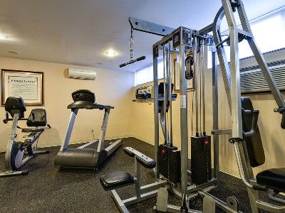 Holiday Express Staten Island West, An Ihg Hotel New York