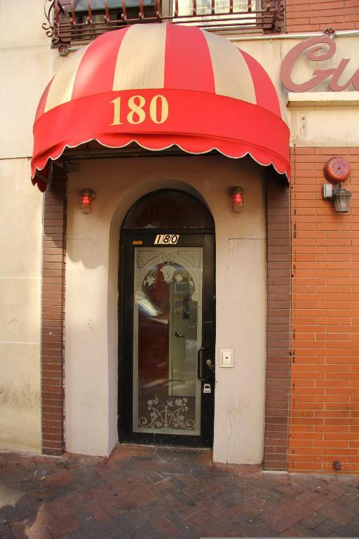 Hotel Soho Lofts 2*