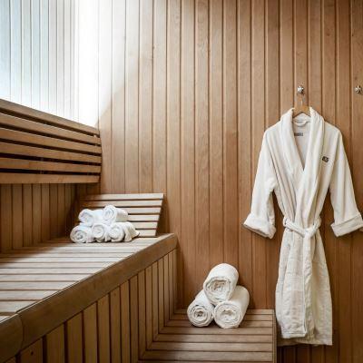 Hotel Sixty Les 4*