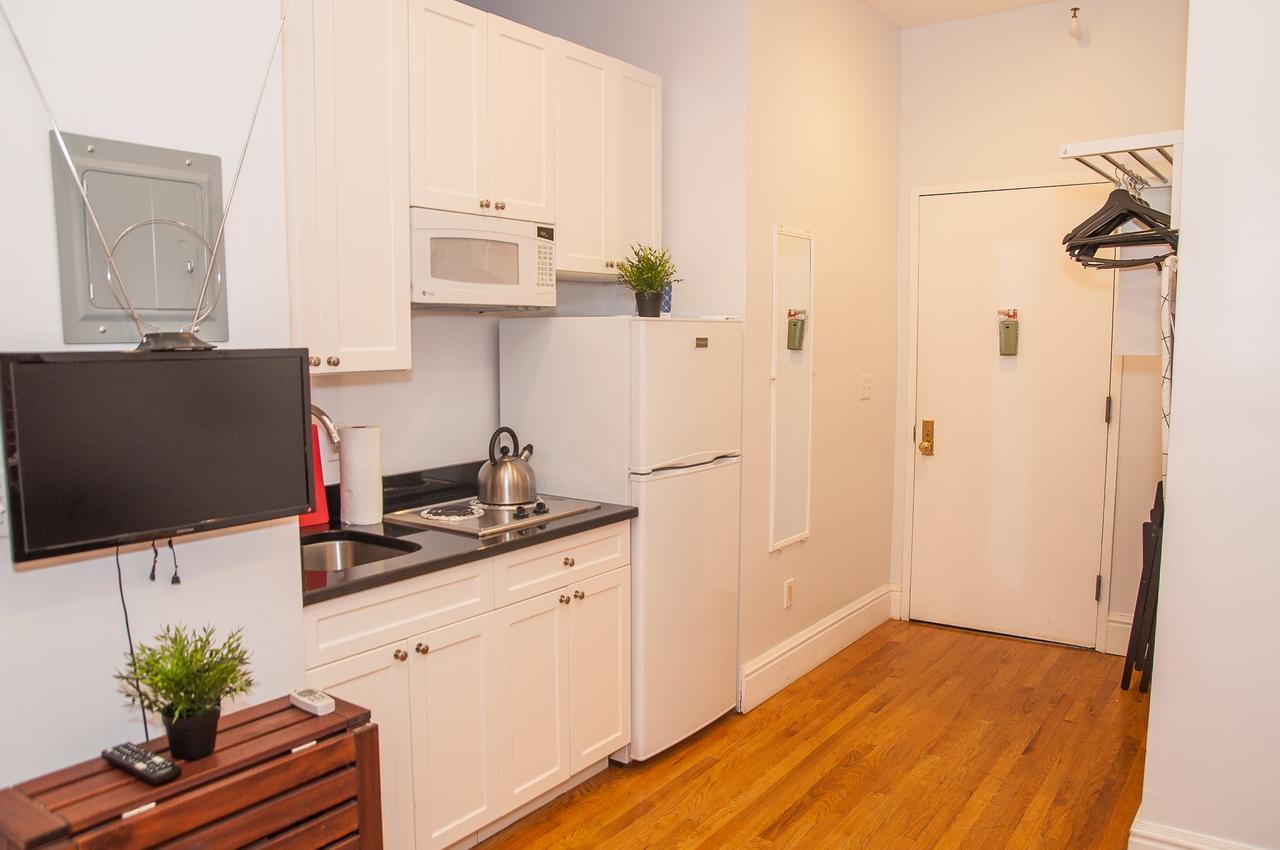 New York Apartments *