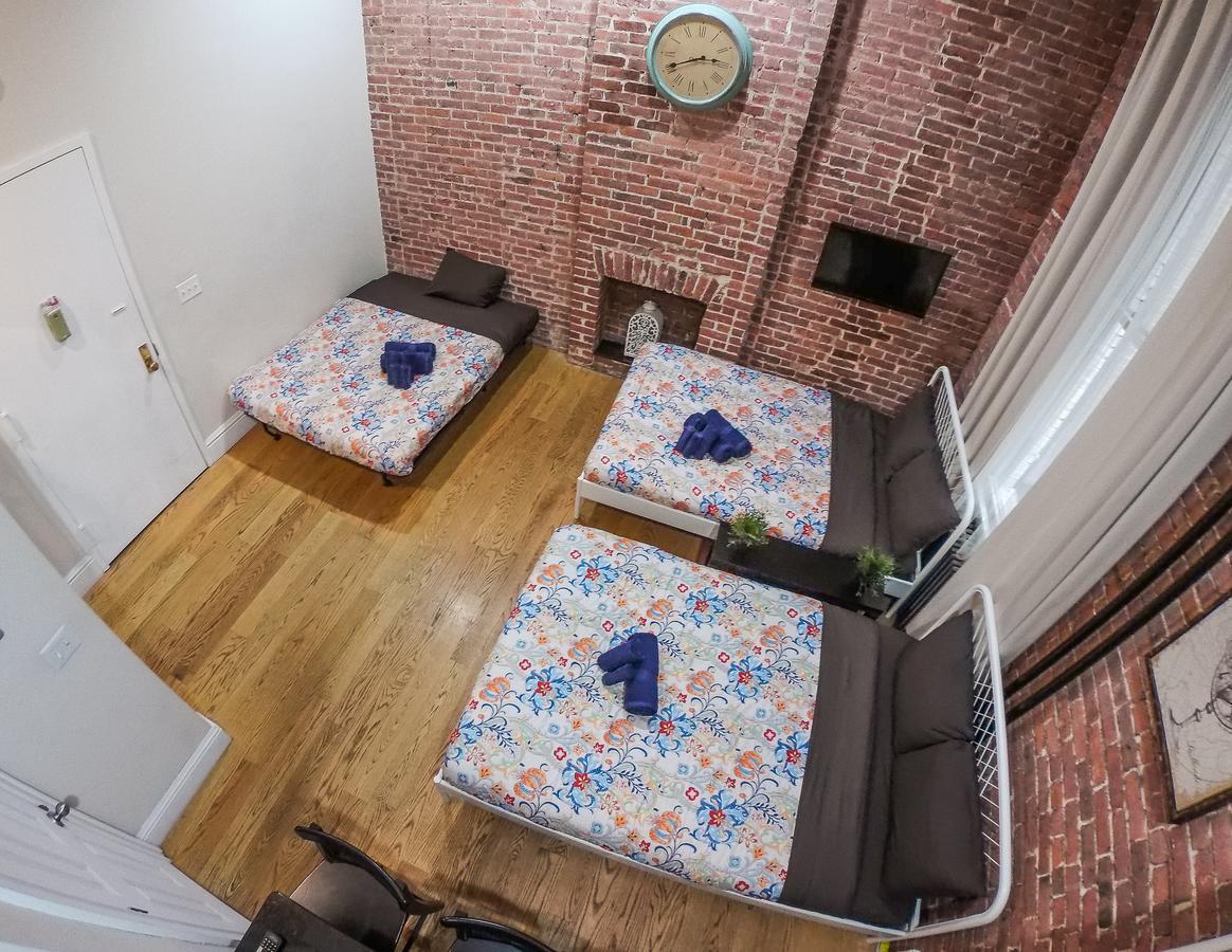 New York Apartments *
