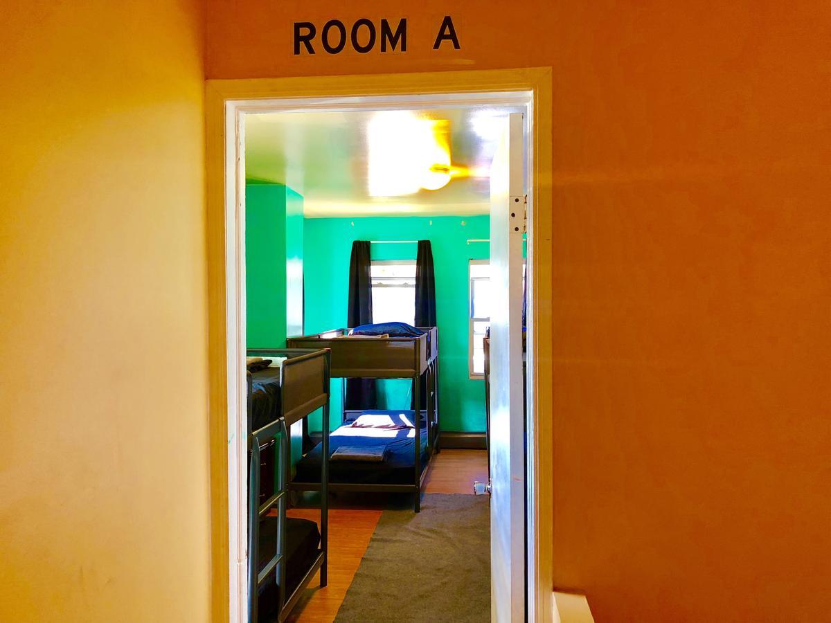 Funky Buddha Hostel *