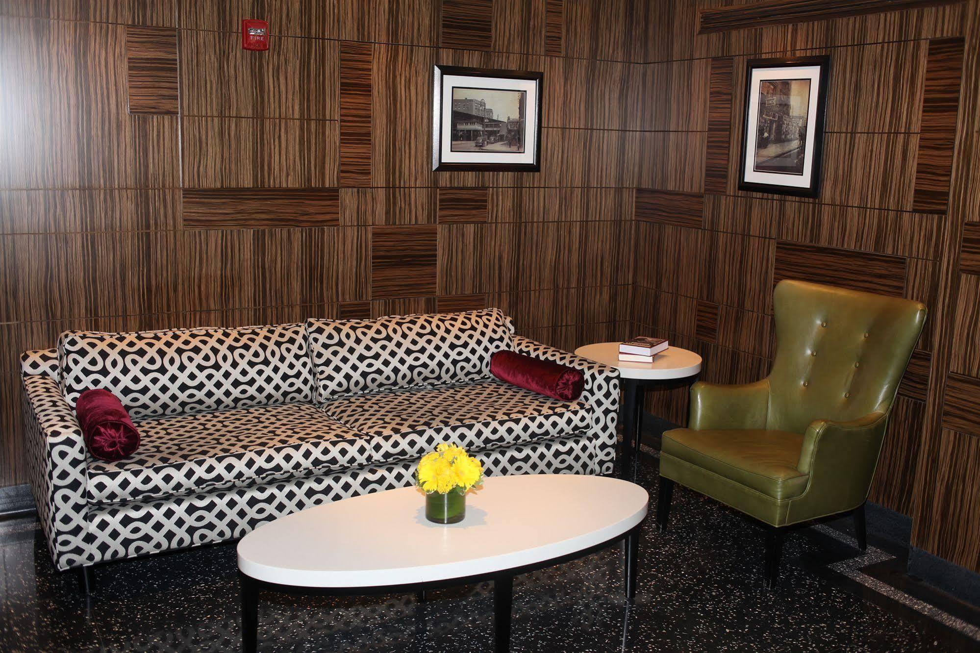 Opera House Hotel 3*