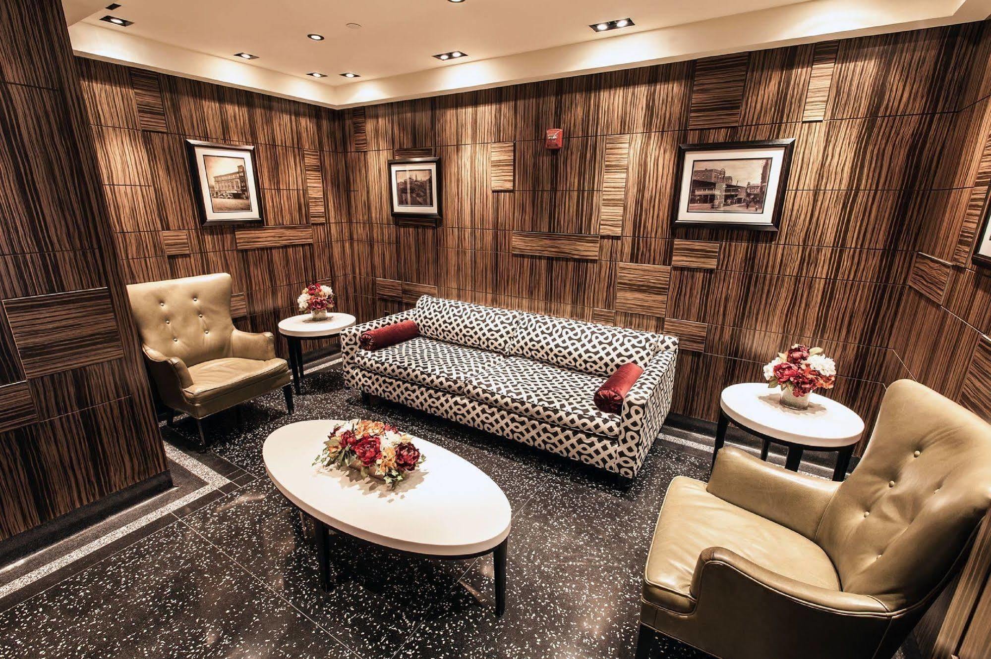 Opera House Hotel 3*