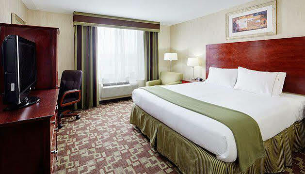Holiday Express Staten Island West, An Ihg Hotel New York