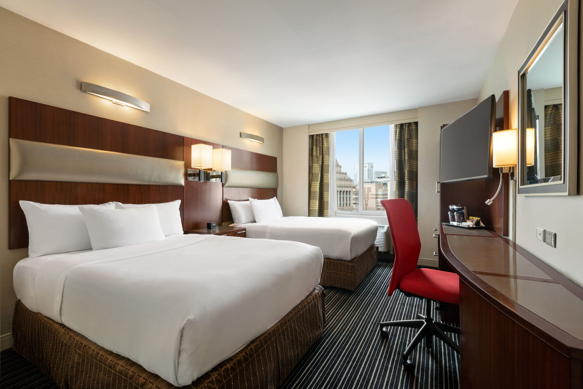 Doubletree By Hilton Downtown 4*